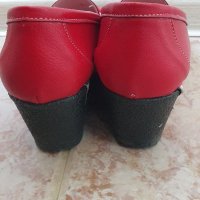 Червени обувки на платформа, снимка 3 - Дамски ежедневни обувки - 40875961