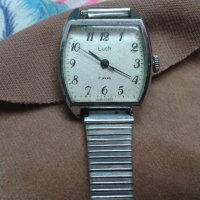 Луч дамски механичен часовник, снимка 1 - Антикварни и старинни предмети - 43257211