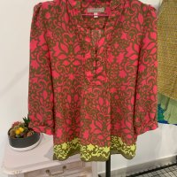 Красива дамска блуза в размер S, снимка 1 - Блузи с дълъг ръкав и пуловери - 44118717