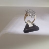 Златен пръстен с диаманти , снимка 2 - Пръстени - 28955934