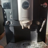 Кафе автомат Jura E60 Impressa, снимка 1 - Кафемашини - 43652645