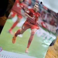Байерн Мюнхен официален календар 2016г с 12 постера продаван за 14.99евро, снимка 11 - Футбол - 39349640