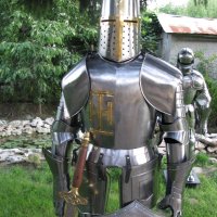 Рицарска броня - реален размер, снимка 2 - Антикварни и старинни предмети - 27596256