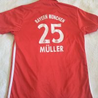 Четири футболни тениски Bayern Munichen, Байерн Мюнхен, тениска , снимка 3 - Фен артикули - 32525947
