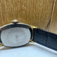 Часовник Timex Дамски само за 80 лв Позлатен, снимка 7 - Дамски - 43496708