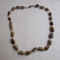 Дамска Огърлица (гердан) от полускъпоценнят камък Ахат или  Тигрово око , снимка 1 - Антикварни и старинни предмети - 32560422