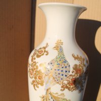 Немска порцеланова ваза ''Kaizer'' , снимка 2 - Антикварни и старинни предмети - 43573144