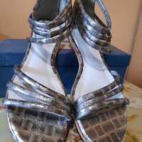 Дам.сандали-"s.Oliver"/изк.кожа/-№39-цвят-сребристи.Закупени от Германия., снимка 1 - Сандали - 33125469