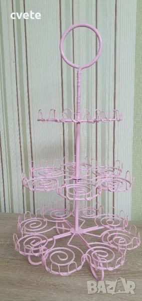 Поставка за мъфини и сладкиши, метална, на три нива, снимка 1