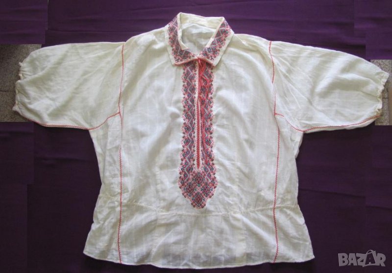 Винтич Дамска Риза Ръчна Бродерия Фолк Мотиви, снимка 1