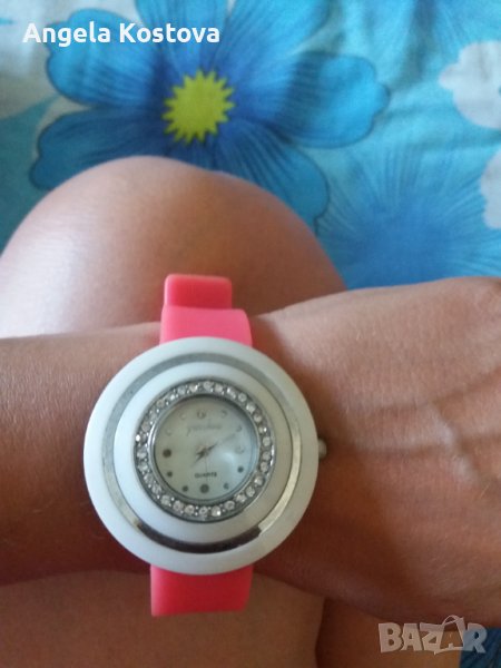 Розов ръчен часовник , снимка 1