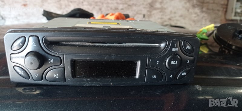 CD Плеър Mercedes W203 A 203 820 22 86 , снимка 1