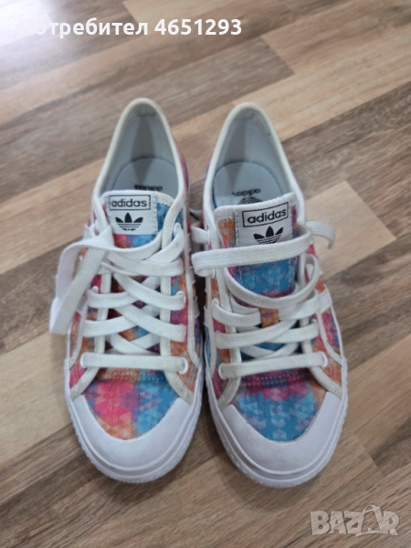 Момичешки кецове Adidas 35,5, снимка 1