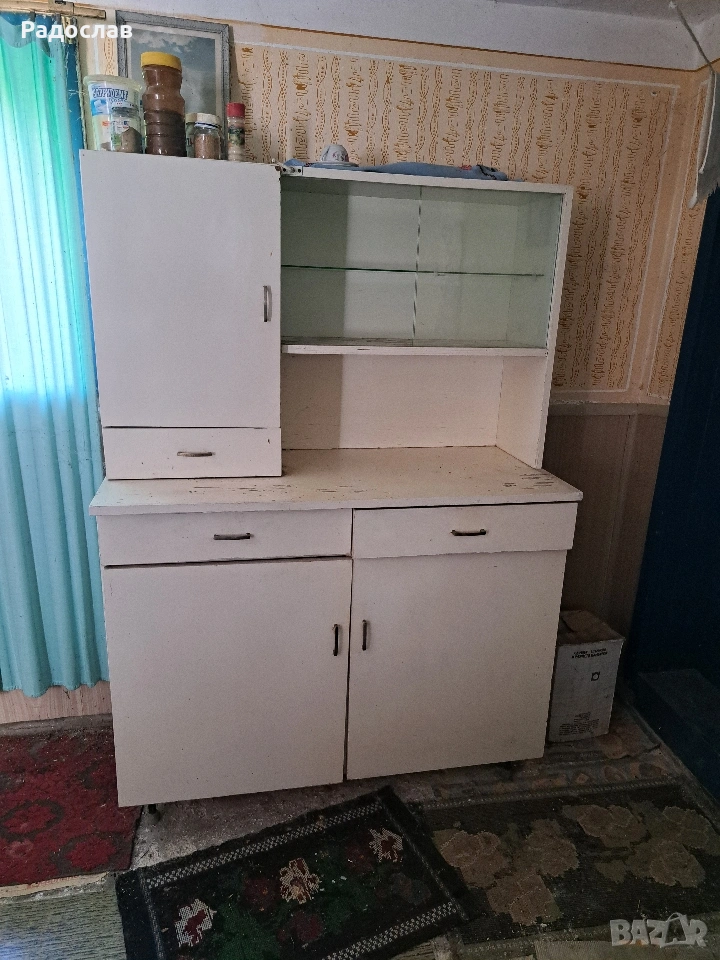 Голям стар кухненски бюфет, снимка 1