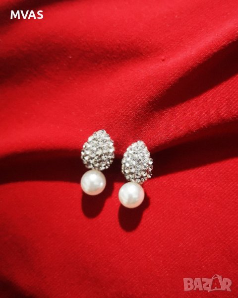 Нови официални блестящи обеци с камъчета и перла, снимка 1