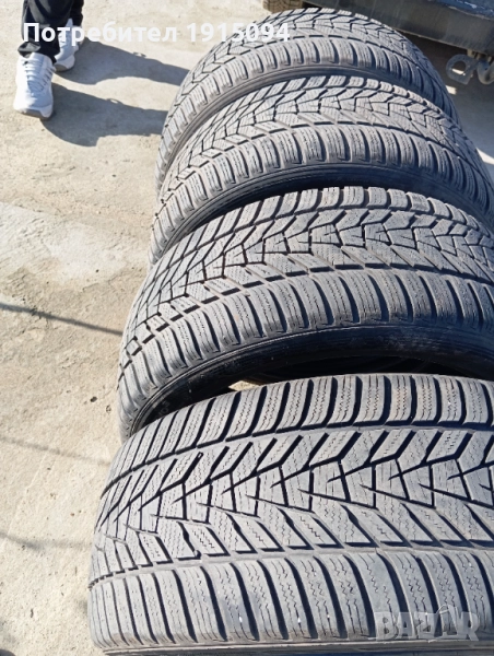 Гуми, снимка 1