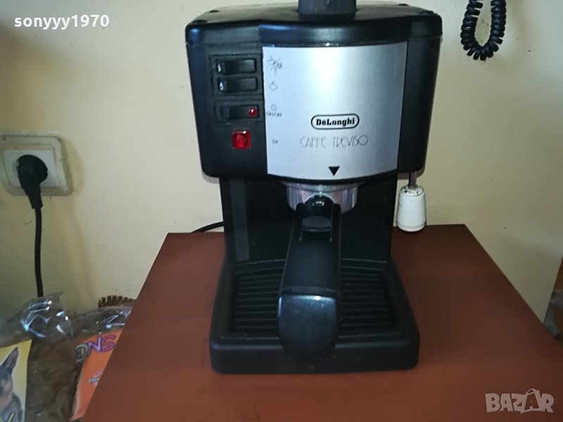 ДЕЛОНГИ кафемашина 15 бара-швеицария, снимка 1
