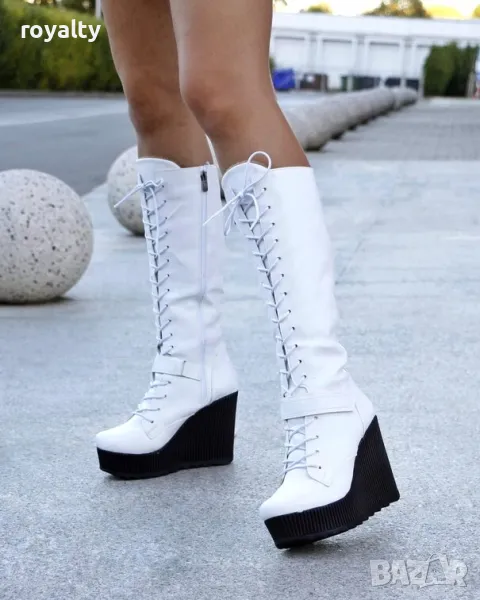 Ботуши на платформа - бяла кожа с черно ходило и бели връзки, снимка 1
