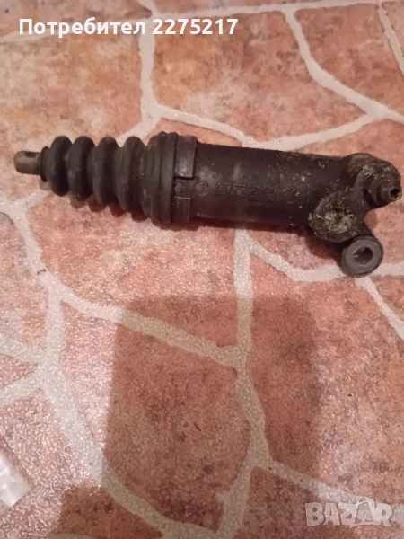 Продавам помпа за съединител, снимка 1