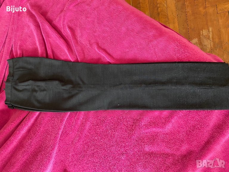 Приятен прав панталон с висока талия,сив или зелен лек вълнен плат, S размер EUR 34/36 за 10 лв броя, снимка 1
