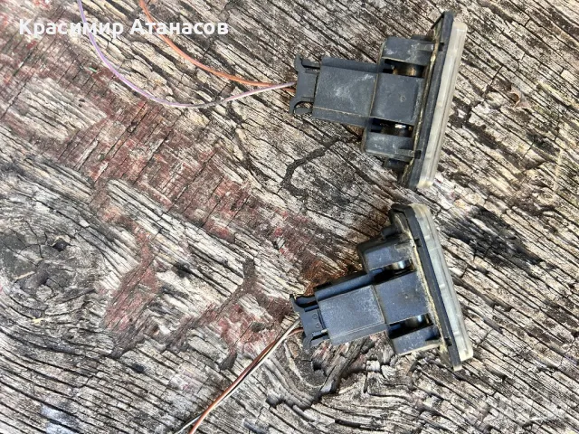 Плафон заден номер за Мерцедес Е-класа W211.A2038200256, снимка 2 - Части - 47636479