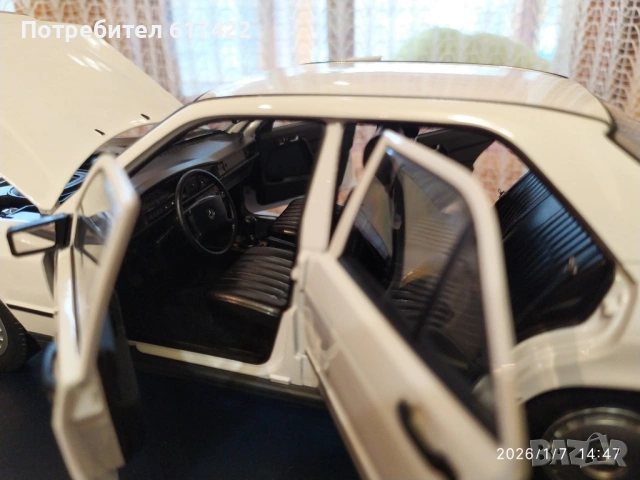 1:18 Метален модел на Mercedes Benz 190E W201-  Norev, снимка 15 - Колекции - 53022820