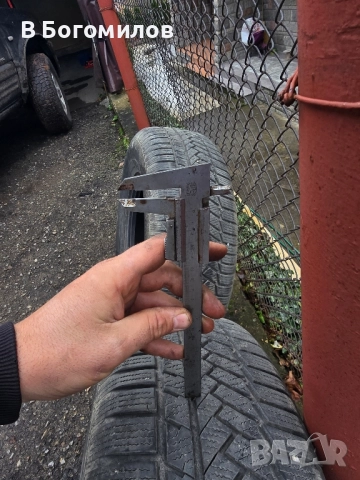 Зимни гуми за джип, снимка 7 - Гуми и джанти - 52528916