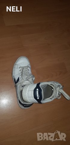 Маратонки Diadora