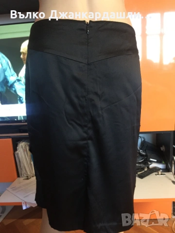 Черна копринена пола By Malene Birger , снимка 6 - Поли - 53231317