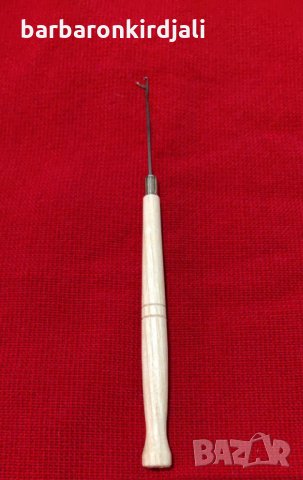 Кука за капси, Клещи за капси, Примамка за капси