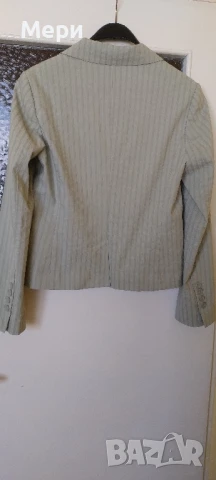 Дамско сако, снимка 4 - Сака - 36228137