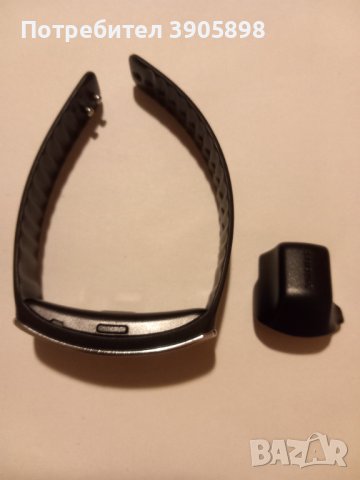 Samsung Galaxy Gear Fit, снимка 3 - Смарт гривни - 43138594