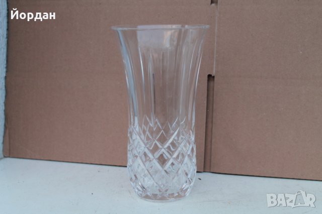 Кристална ваза