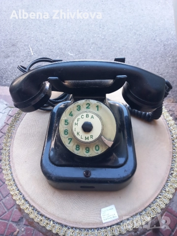 SIMENS аналогов бакелитен стар телефон