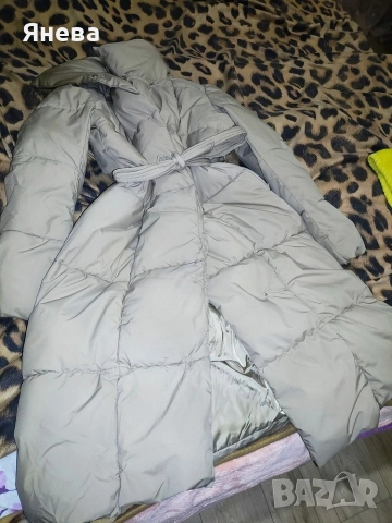 Дълго зимно дамско яке Цвят бежов