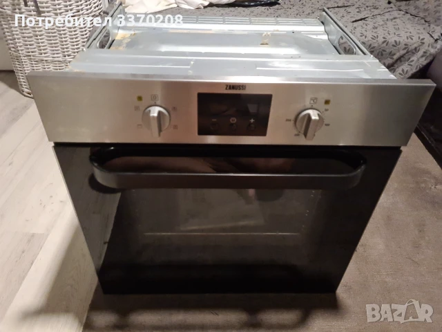 Фурна за вграждане Zanussi ZOB442XU, използвана, снимка 3 - Печки, фурни - 51265166