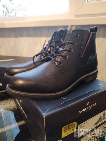 Daniel Hechter 44 номер , снимка 4 - Мъжки боти - 52725106