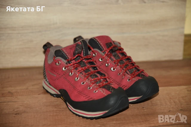 Patagonia Huckleberry оригинални дамски обувки, снимка 4 - Други - 50539312