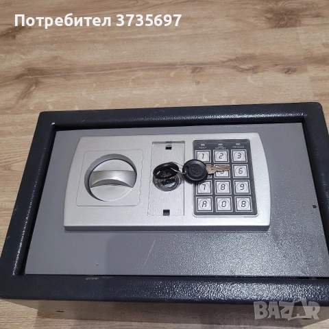 Малко метално сейфче., снимка 3 - Други стоки за дома - 52806717