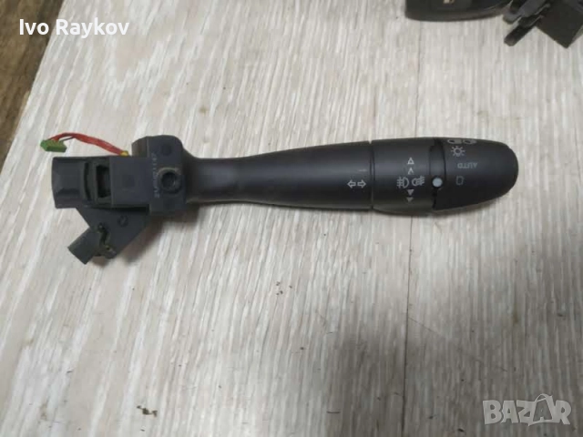 Лост за мигачите Peugeot 307, 206 , 207