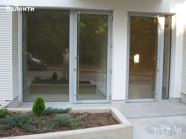 Дава под наем бизнес имот за офис или магазин, София, кв. Гео Милев., снимка 1