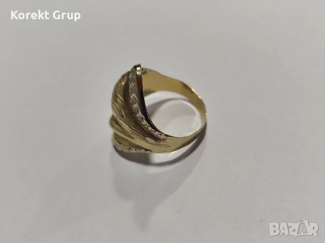 Златен Пръстен 14к дамски, снимка 2 - Пръстени - 52901268