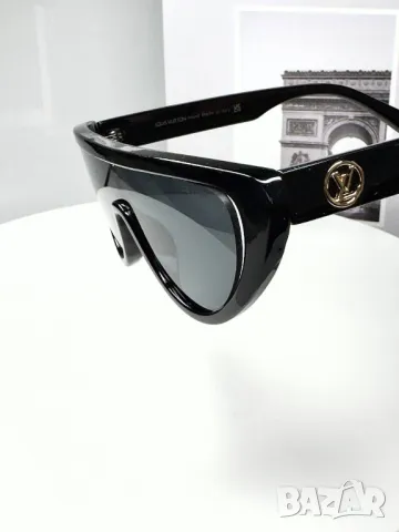 очила с калъф prada louis vuitton, снимка 12 - Слънчеви и диоптрични очила - 50417148