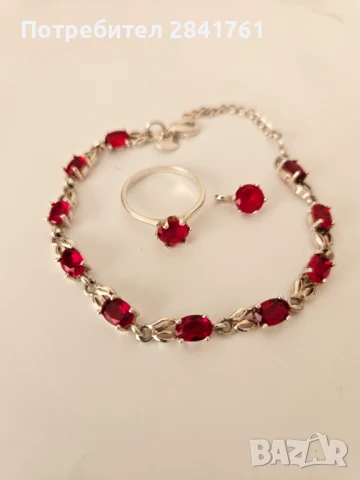 Сребърен комплект с червени камъни, снимка 3 - Бижутерийни комплекти - 39463231