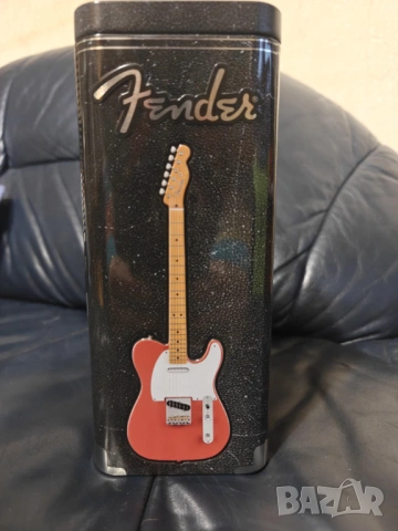 Fender METAL BOX-PLUG-IN Craft Lager Beer and Pint Glas, снимка 2 - Китари - 53378258