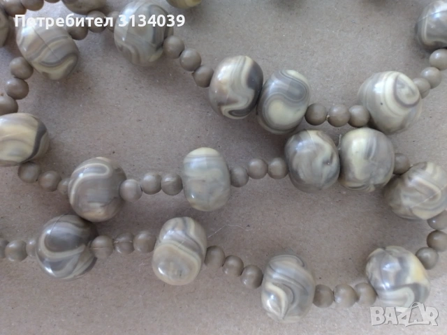 Продават се различни аксесоари