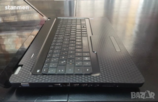 Продавам 17" лаптоп HP G72/4x2.27ghzThr/8gb/1Тb/HD5470/1600x900сKам/3чБат/DVDrw/Профилактиран, снимка 6 - Лаптопи за дома - 53109180
