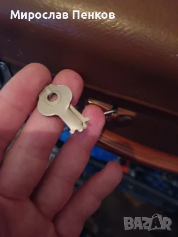 Куфар, снимка 5 - Антикварни и старинни предмети - 51192208