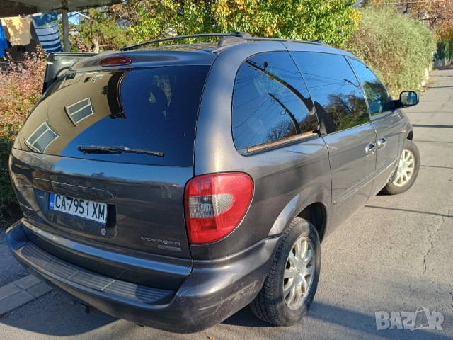 Продавам запазен и икономичен ван, снимка 9 - Автомобили и джипове - 52384160