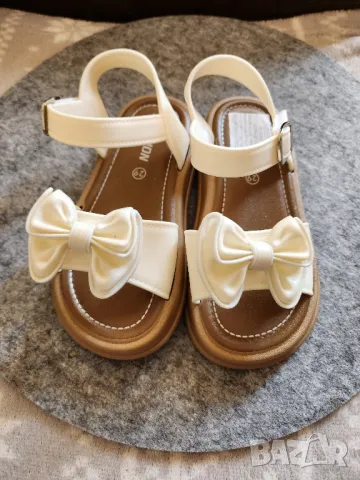 детски сандали , снимка 2 - Детски сандали и чехли - 50274445